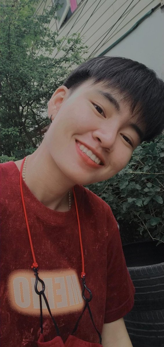 I_arayaa's tweet photo. วันใดที่คุณล้ม แสดงว่าคุณลื่น 🤭
#แคปชั่น2020 #แคปชั่นเด็ด https://t.co/S61FinvlnG