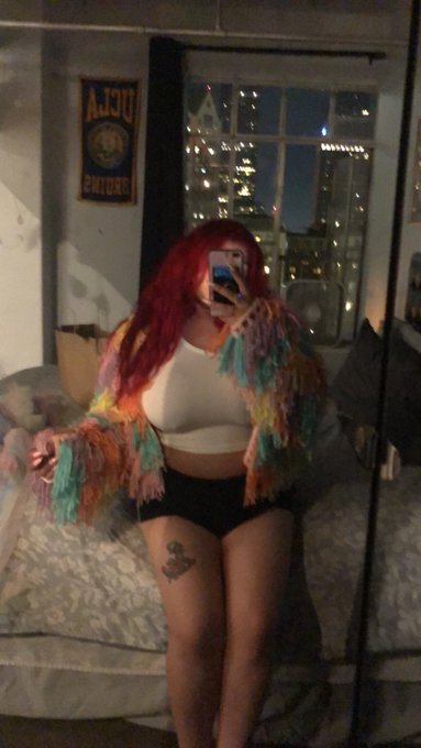 I don&rsquo;t think ima go back to Chicago #LAbound https://t.co/8EAjWscrgp