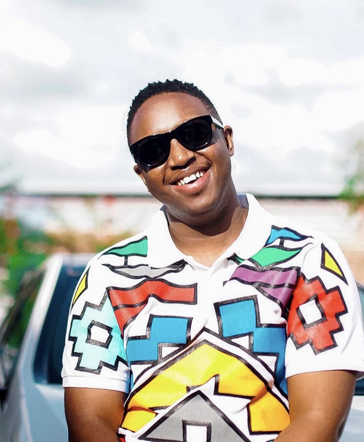 5FM's tweet photo. The crazy talented @Shimza01 is about to join @DJRogerGoode @Sureshnie @RobbieKruse & @ZanelePotelwa on the airwaves, talking about life in Lockdown as a DJ and about his epic plans π₯π€©
TUNE IN!!!π₯π₯³
#GoodeMorning
#Day109ofLockdown https://t.co/67RpnyRffB