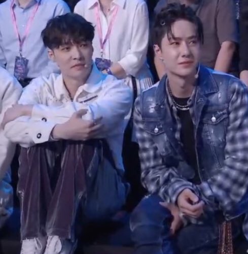 diorado's tweet photo. NO THOUGHTS JUST YIBO AND YIXING SITTING NEXT TO EACH OTHER BEING THE GOODEST OF GOOD BOYS https://t.co/YRuqdZiw7J