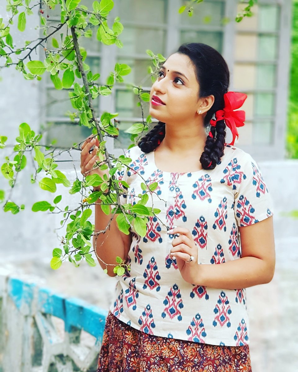 Ankita Rajpoot on X: My Upcoming telugu movie look .....b.com lo physics  t.cowziwv3WMIv  X