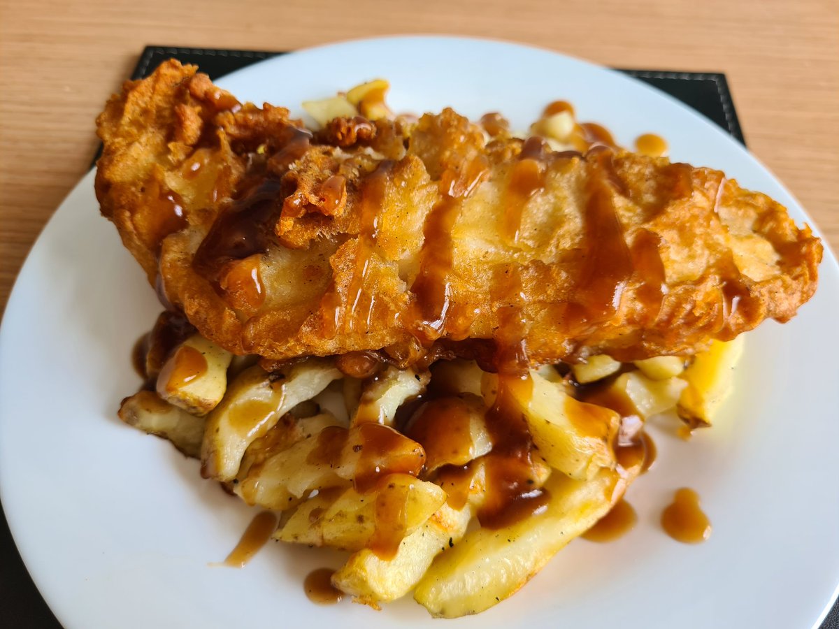 kasiasplate's tweet photo. Name a better duo than fish and chips 🐟 🍟 https://t.co/AUhKNVMZAm