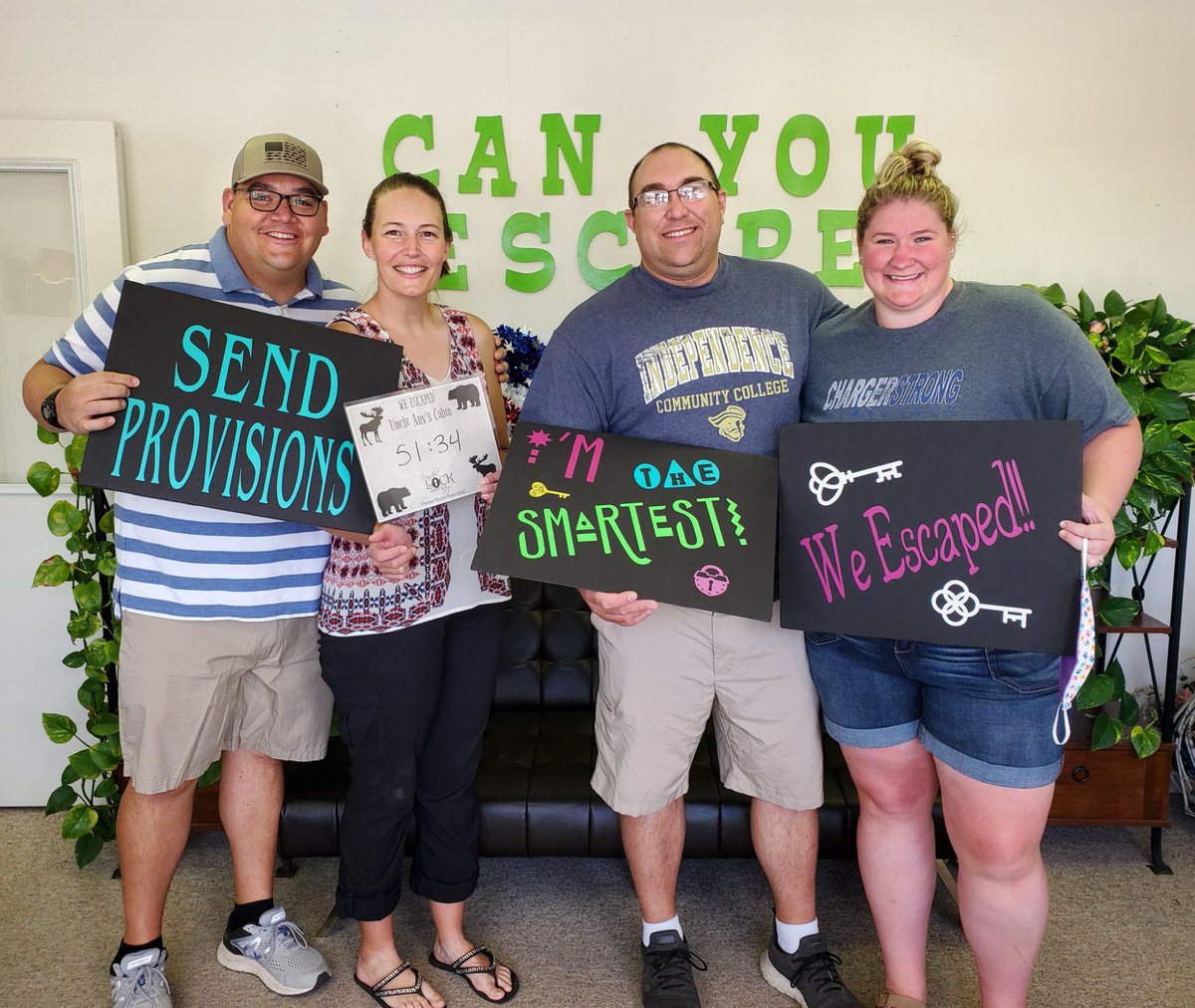 Under_Lock_Key's tweet image. This group was too much fun!! All 3 rooms and successful all the way around. #escaperoom #somethingtodoinclovis underlockandkeyclovis.com