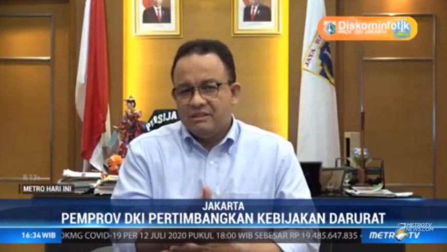 Metro_TV's tweet photo. #MetroHariIni
Menyusul tingginya angka pertambahan kasus COVID-19 di DKI Jakarta, Anies Baswedan menyebut, jika angka pertambahan tidak berkurang, Pemprov akan mengambil kebijakan darurat yakni seluruh kegiatan akan kembali ke rumah. Termasuk kegiatan ekonomi, sosial dan agama. https://t.co/18weVb9hvC