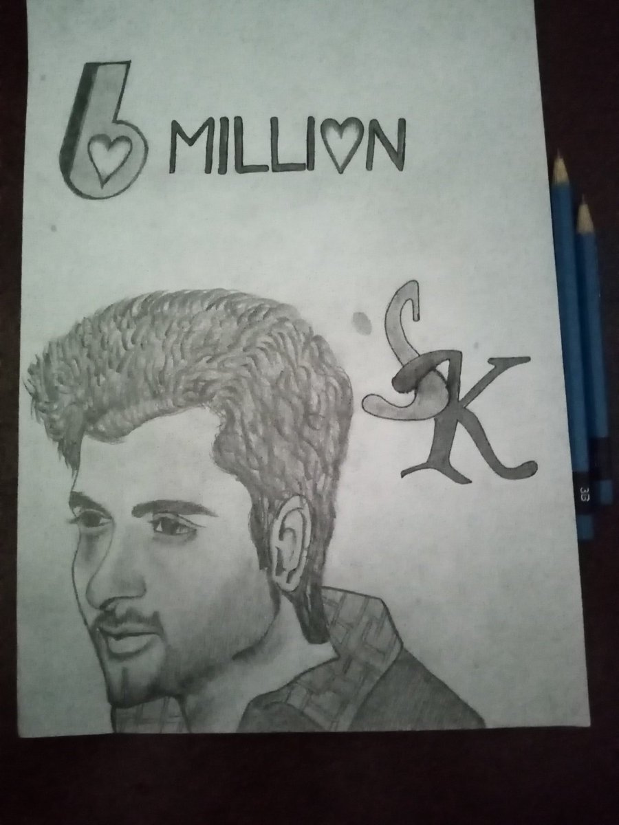 SKfansLOVE's tweet photo. Talented fans fr Talented Actor

Art no. 4 😎

A Lovable art for #6MHeartsForPrinceSK Celebration by @anuSK288 sister for @Siva_Kartikeyan brother 👌👏

#DoctorUpdateAt7PM https://t.co/mjCCQogrly