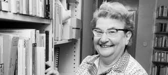 Born in Vienna Prof Annie Altshul fled fascism & came to Scotland where she transformed post-war mental health nursing practice. She also wrote about her own depression & how the Scottish landscape helped her overcome it. So brave. /2