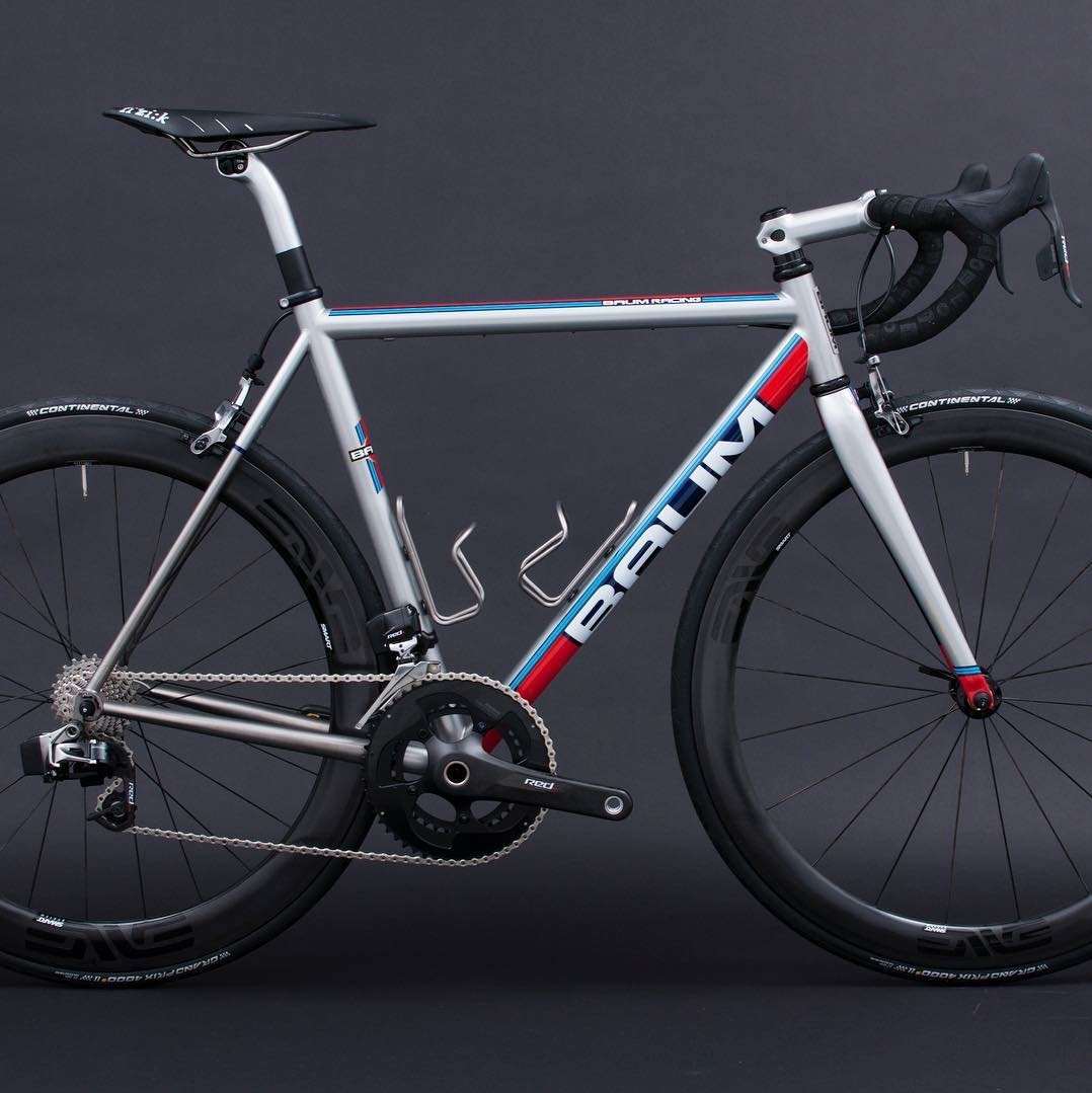 velokicks's tweet photo. Little #matchymatchyMonday we created with our friends at @baumcycles for their Baum Racing Martini scheme. When your bike is at this level, matching the kicks really is the cherry on top.

#velokicks #baumcycles https://t.co/7XBDoGo8ni