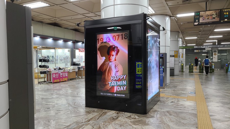 EcymEJJVcAEd2ZY?format=jpg&name=900x900