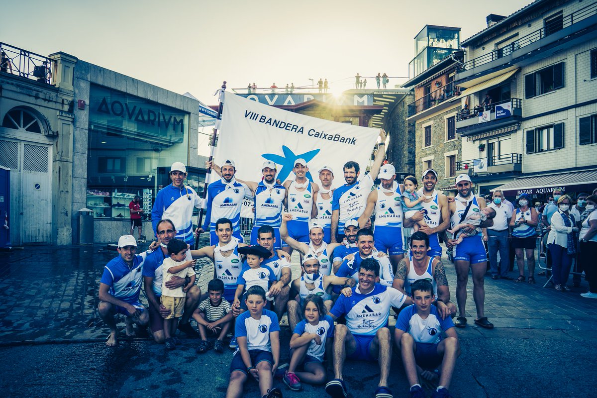 Addiasesores's tweet photo. ¡Menudo fin de semana lleno de alegrías! Los chicos de la trainera A ganaron en casa y las chicas lograron su primera bandera @euskotren en Zierbena. 👏

En #ADDI nos sentimos muy orgullosxs de ser, un año más, patrocinadores de @KaiarribaDonost 💪

#Asesoría #Donostia #Remo https://t.co/235dqrJQPs