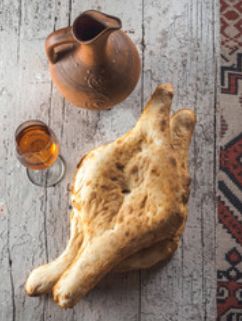 thomas_wier's tweet photo. Weekly Georgian Etymology: ლავაში lavaši 'flatbread', from Armenian լավաշ lavaš, from Assyrian Neo-Aramaic ܠܘܫܐ lāwāšā flatbread, from Proto-Semitic *lawaṯ 'knead, mix'. Akin to Akkadian 𒇷𒄿𒋙 līšu dough, this Semitic root probably only spread widely in the early 2nd mil AD. https://t.co/ohAgIpYb5e