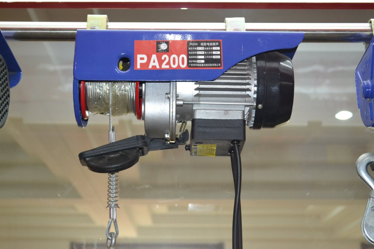 Welcome to contact me if you are interested in our lifting hoist.
whatsapp:+86 13930229613
email:hoist1@cyhoist.com