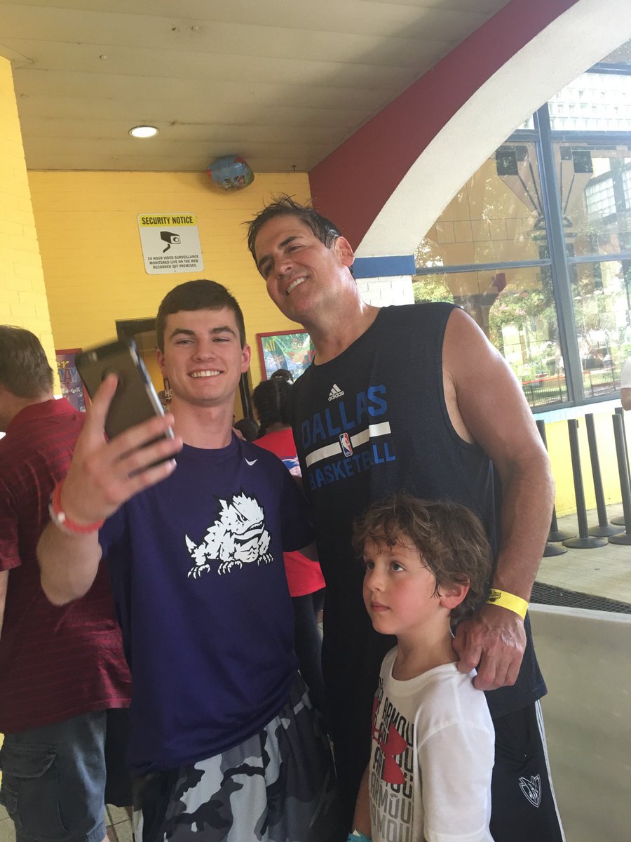 brock_doty9's tweet photo. Hey @mcuban remember the day we met mini golfing?! When is my audition on shark tank?! I’m ready to be the next millionaire of the world. DM Me!! #markcubanforpresident #PressYourLuck https://t.co/y1Rx3RFKKM