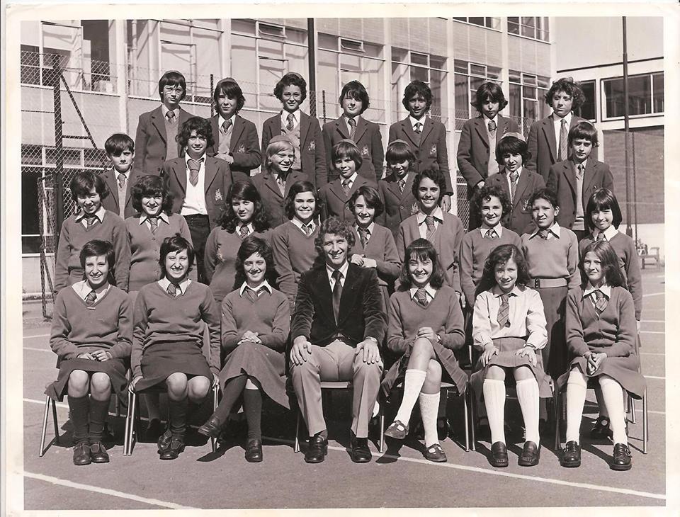 JFS School (@jfsschool) on Twitter photo JFS ARCHIVE – Mr Hamilton 1HA
Did you attend JFS circa 1974-81? Here's a photo of Mr Hamilton’s form. We’d love to know what year this is and any other information. If anyone has any photos they’d like to share please send to Dov Smith at smithd@jfs.brent.sch.uk.
#iamjfs JFS ARCHIVE – Mr Hamilton 1HA
Did you attend JFS circa 1974-81? Here's a photo of Mr Hamilton’s form. We’d love to know what year this is and any other information. If anyone has any photos they’d like to share please send to Dov Smith at smithd@jfs.brent.sch.uk.
#iamjfs