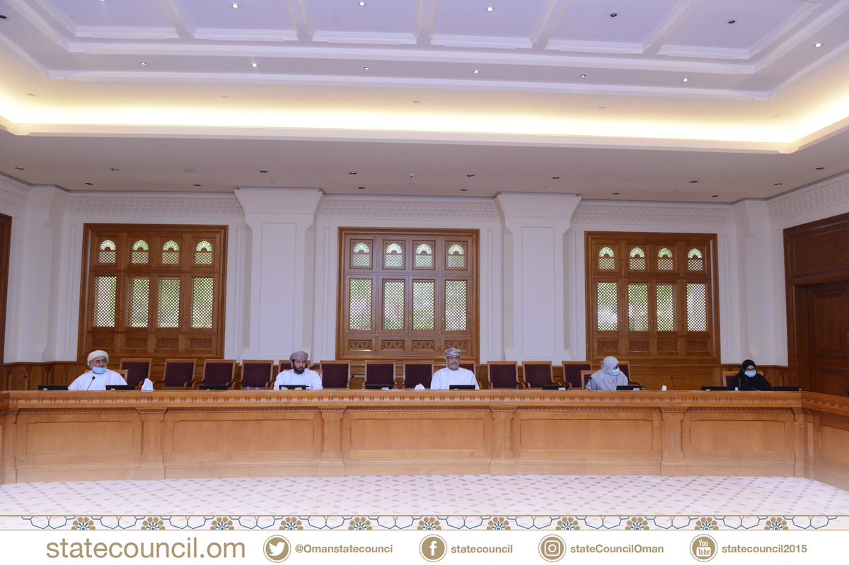 OmanStateCounci's tweet photo. "اجتماعية الدولة" تستعرض آلية اختيار موضوعاتها المستقبلية

#مجلس_الدولة 

https://t.co/TNQqk9bQj6 https://t.co/AoHj89svLw
