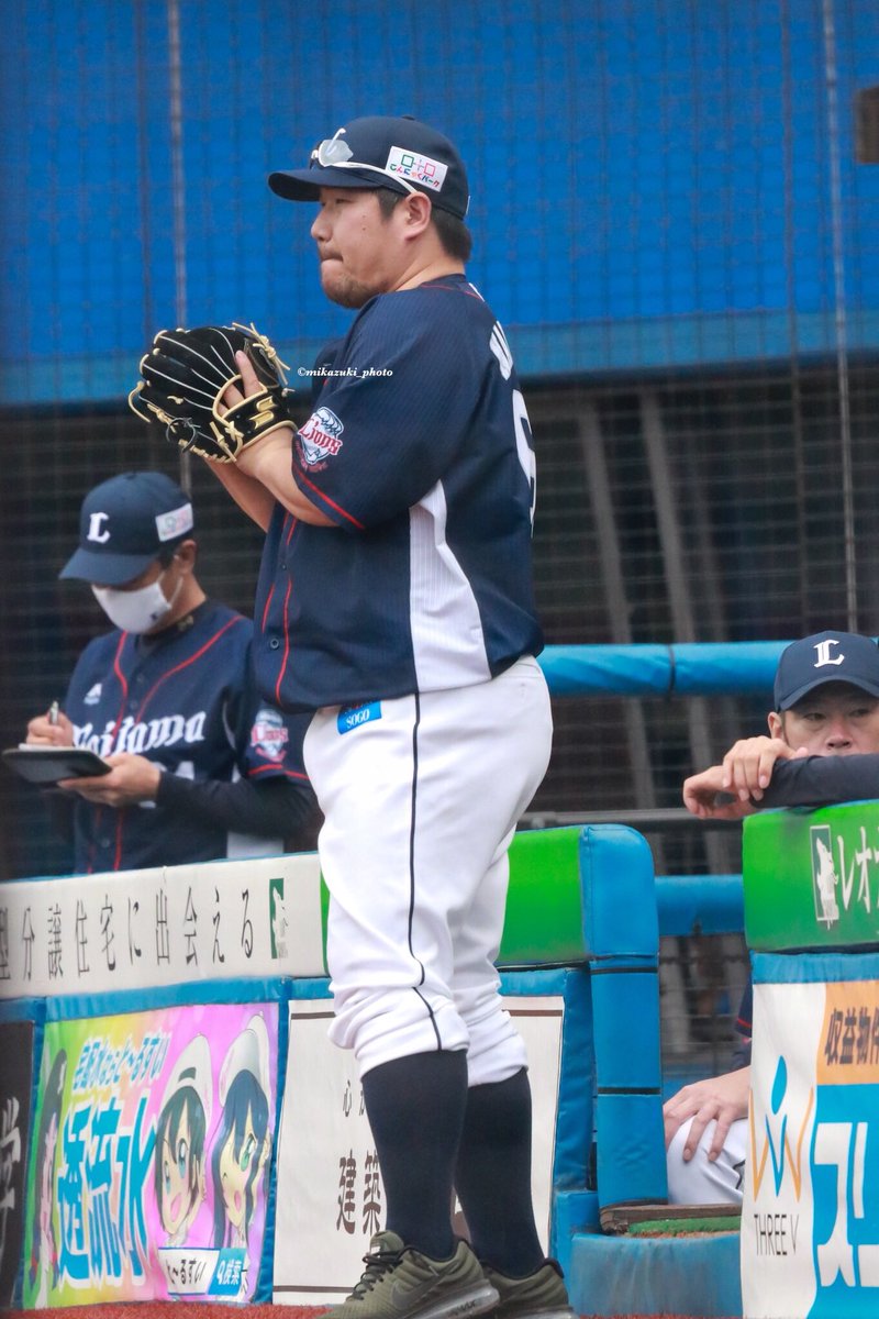 中村剛也 メモリアルフォトパネル 西武】中村剛也が月間MVP 残り39本の通算500本塁打は「まだまあまあ先