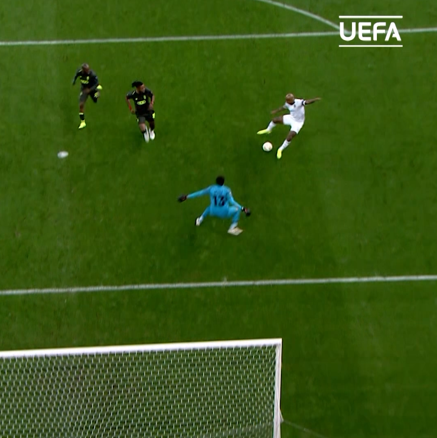   Guillermo Ochoa with the recovery Happy birthday,   | | 