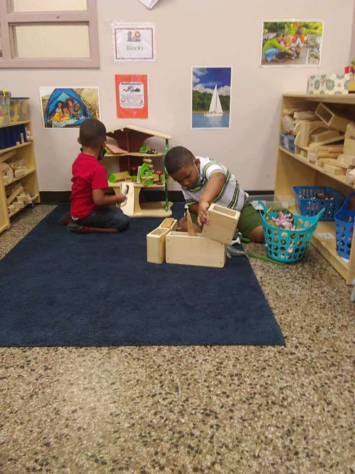 CCharitiesPhila's tweet photo. ๐Sharing some #summercamp pictures from last week via Casa del Carmen Preschool Academy, a ministry of CSS of @ArchPhilly!
#CSSPhiladelphia #ProvidingHelpCreatingHope #Philadelphia https://t.co/lxCyoGN7q5
