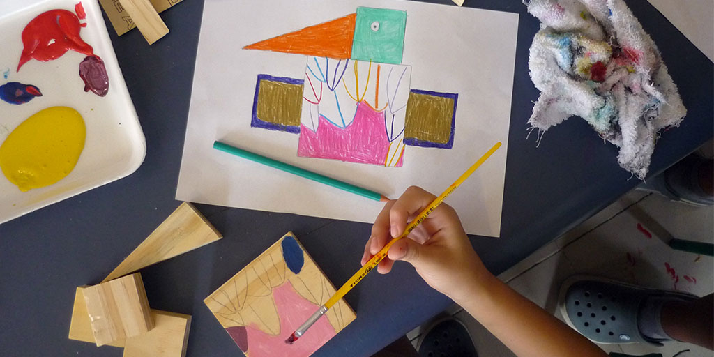 El museo te visita.

El Departamento Educativo del Museo Torres García presenta dos propuestas didácticas para instrumentar en centros educativos, en este marco de alerta sanitaria en la que se encuentra el país.

+Info: torresgarcia.org.uy/visitas-dinami…