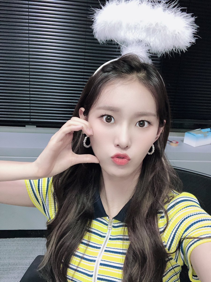 _Weeekly's tweet image. [#먼데이]  
마음껏 보세용😍💕❤️😽😻🥰💗