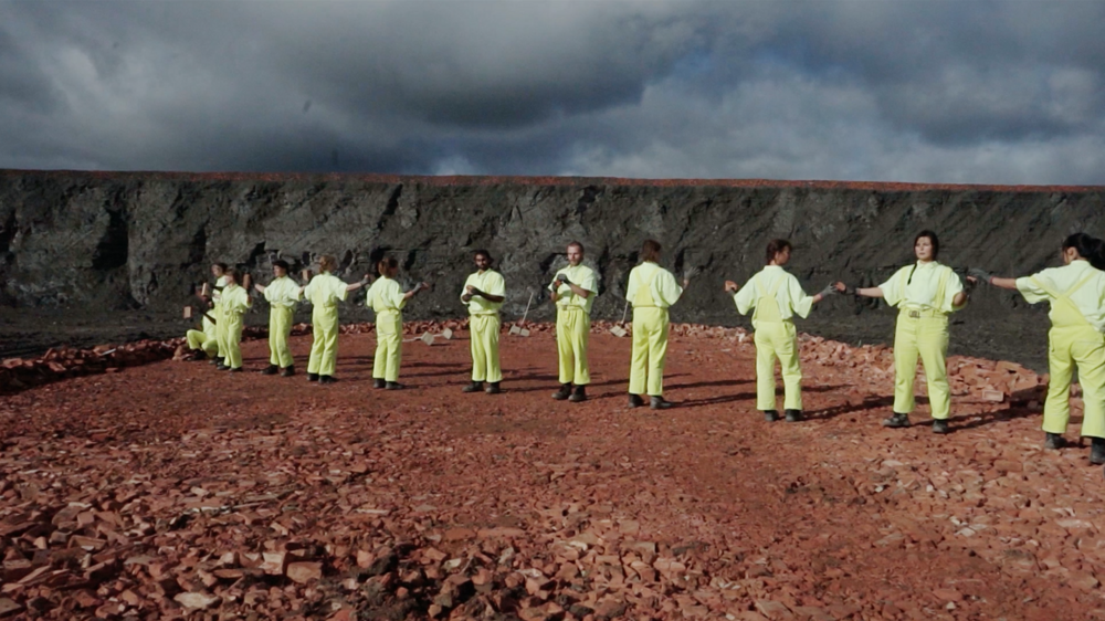 Laura Wilson tweet media