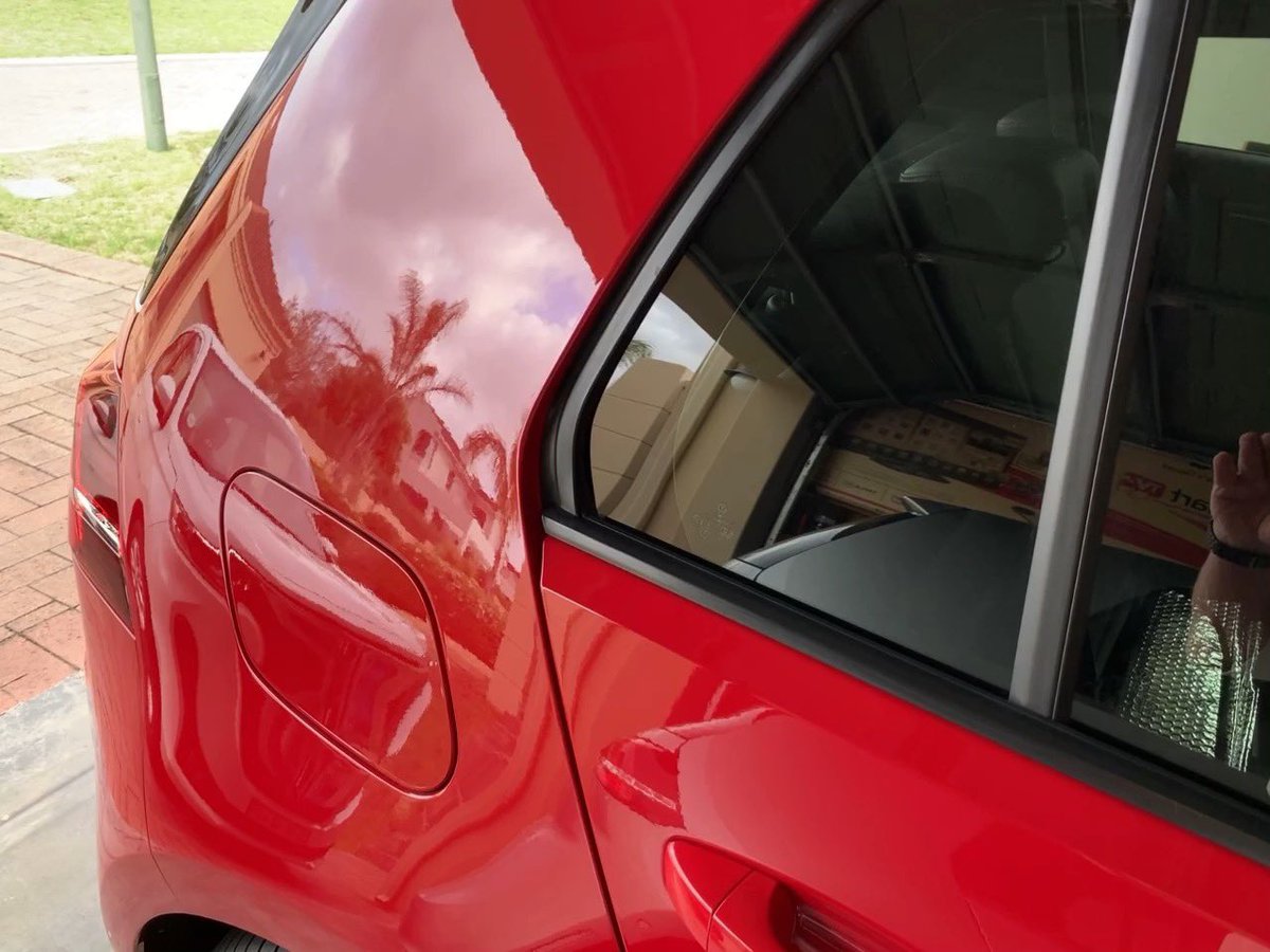 I love shiny Golfs, especially my gleaming GTI ....