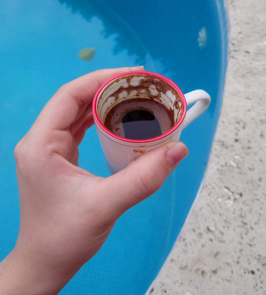 Annem,
Hayır canım neden mal olasın, mal gelicek sana belki üzülme dedi hahah