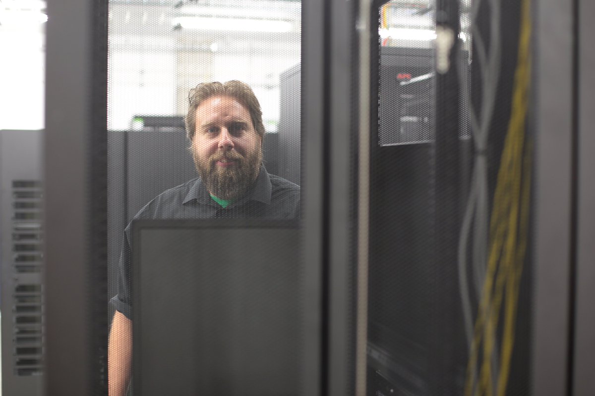 CEITEC_Brno's tweet image. A unique #bioinformatics tool MuStARD which can scan large sets of genomic regions &amp;amp; precisely identify areas producing small RNAs playing various roles in the regulation of development &amp;amp; disease. It is a novel tool designed by @MCeitec. @SciReports
bit.ly/CEITEC_MuStARD