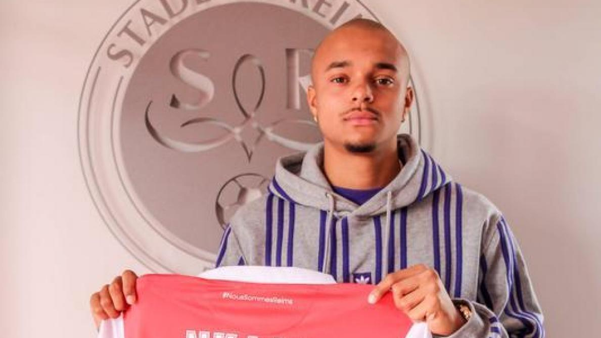 Tanziloic's tweet image. Apparu à huit reprises en Ligue 1 avec Reims la saison dernière, Timothé Nkada (21 ans) devrait être prêté à Aalborg (Danemark) dans les prochains jours #Mercato #RMCLive