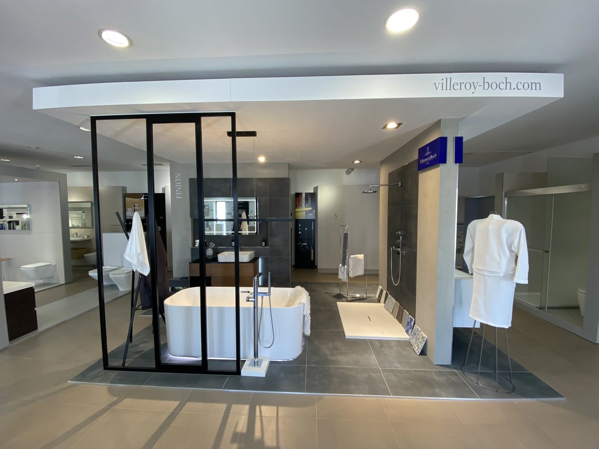 rampuixa's tweet image. ¿Conoces la gama de sanitario de la marca @VilleroyBochES ? Pásate por nuestras instalaciones y te informaremos de todos sus productos y novedades como el inodoro #Viclean
#baños #reforma #diseño #construcción #ibiza #eivissa