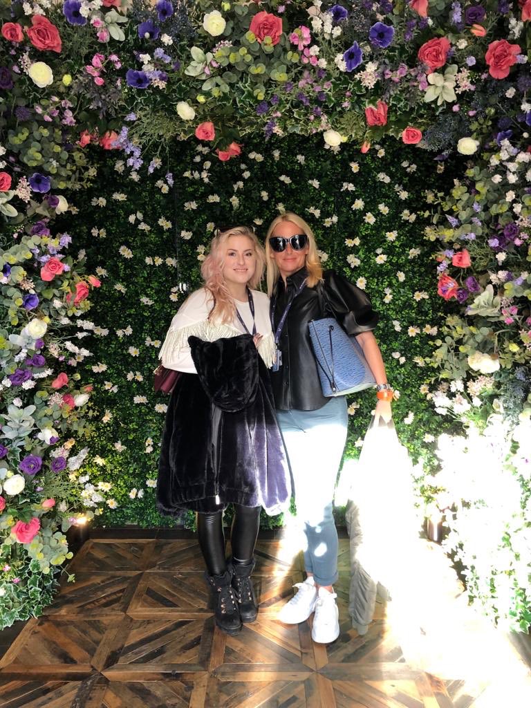 Nestival_INTRNL's tweet image. 🎉🎉🎉our Simba is back in the nest #rockingherspreadsheets and spreading joy across the globe #nestfamilycomplete #fullynested #nestingacrosstheworld #TogetherWeCan ♥️♥️🎉🎉🎉🐥🐥🐥for all uk nest needs contact sam@nestival or +44 131 6222213