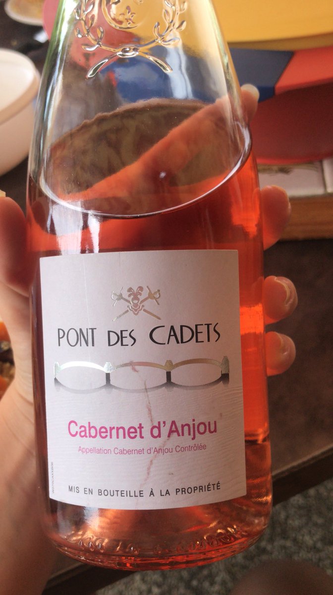 realDucdeGuise's tweet photo. Il me saoule ce duc d’Anjou a être partout https://t.co/8bUuHonoFl