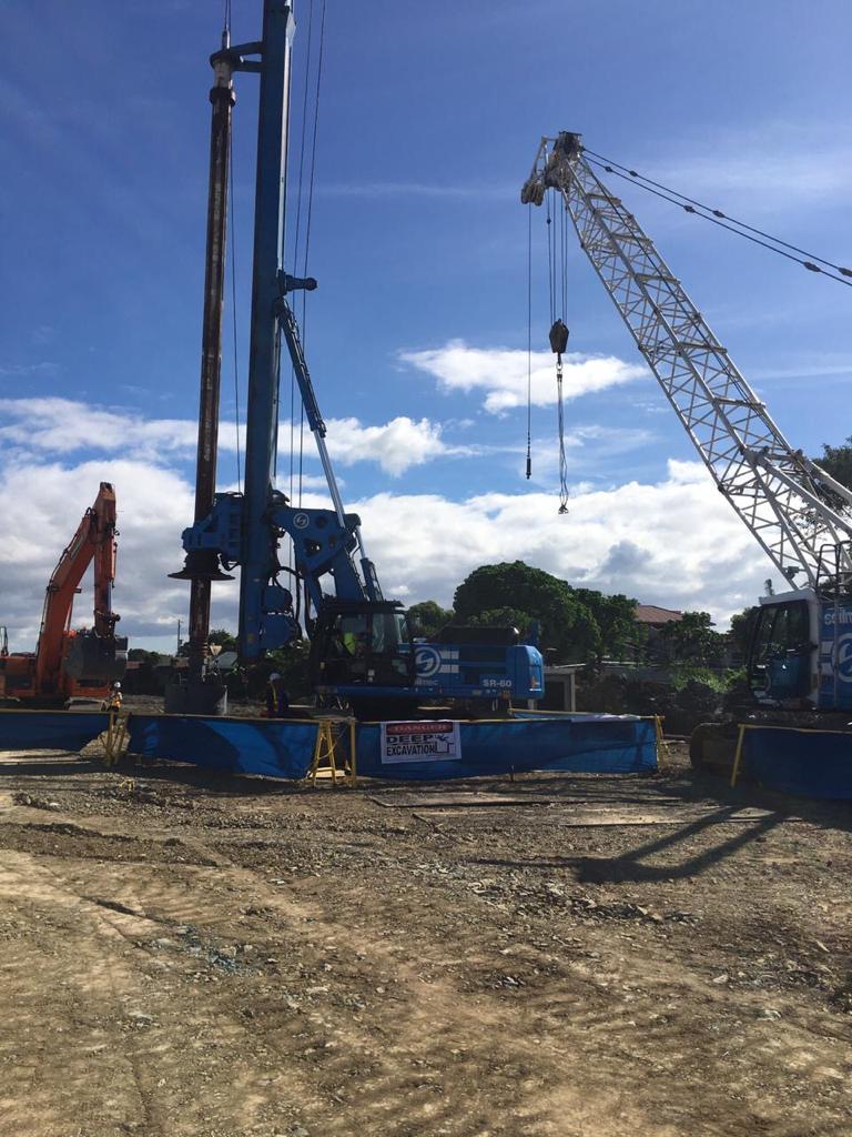SoilmecSpa's tweet photo. A real fleet of #Soilmec like 2 #SR60,2 #SR50, 1 #SR70, 1 #R625, 1 #R618, 1 S#R80, 1 #R930 and a #SR75 has been deployed by #TreviPhilippines to carry out the project of North-South Commuter Railway that involves constructing 37,6 km of double track with 10 Station https://t.co/HmIU7ptl43