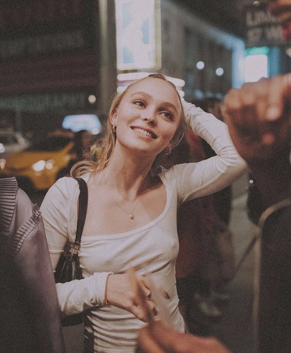 you’re so caught up with all the blinking lights and dial tones. ~