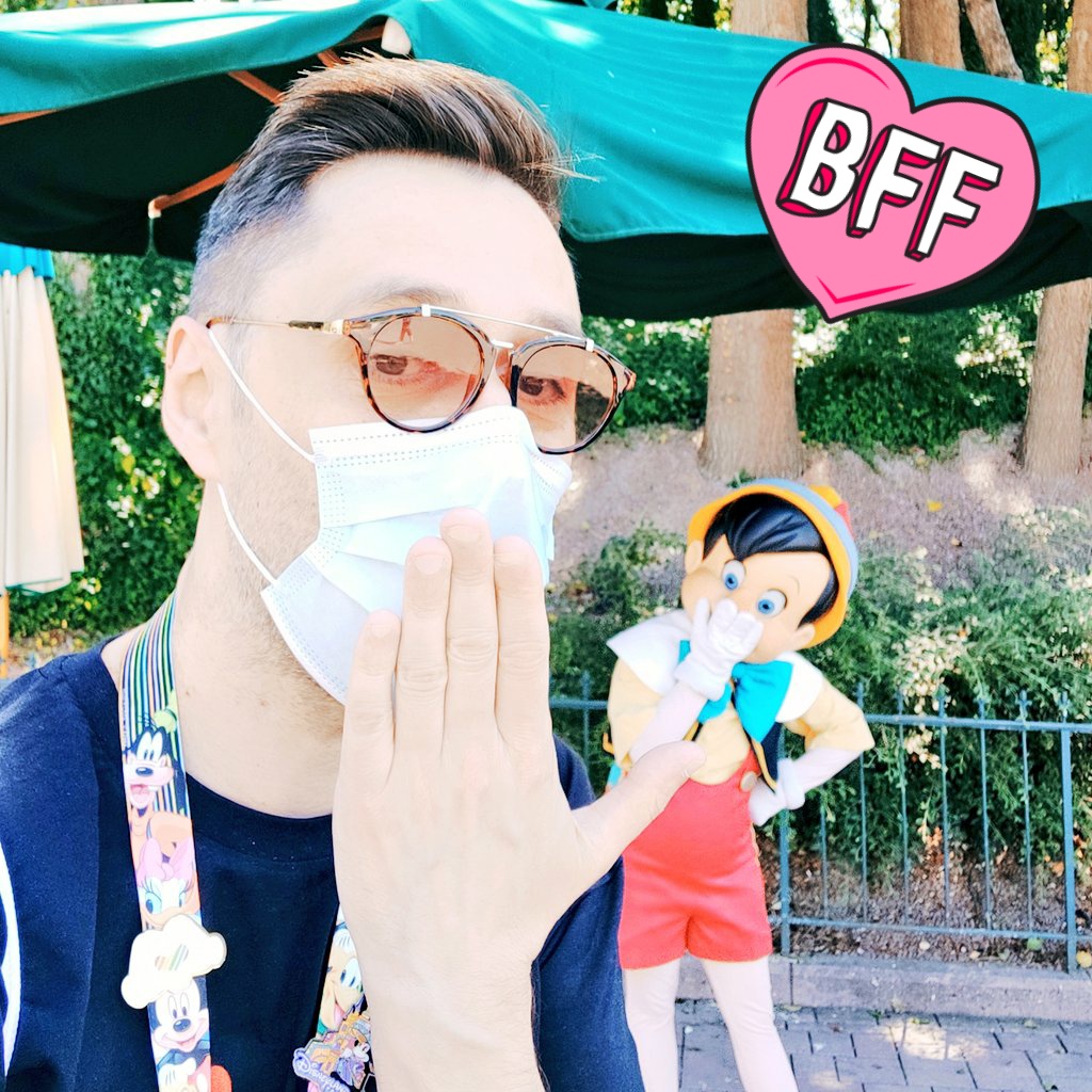 DisneyCarnival1's tweet photo. On est des sales gosses ! @DisneylandParis #itstimeformagic https://t.co/LSssoUyDoh