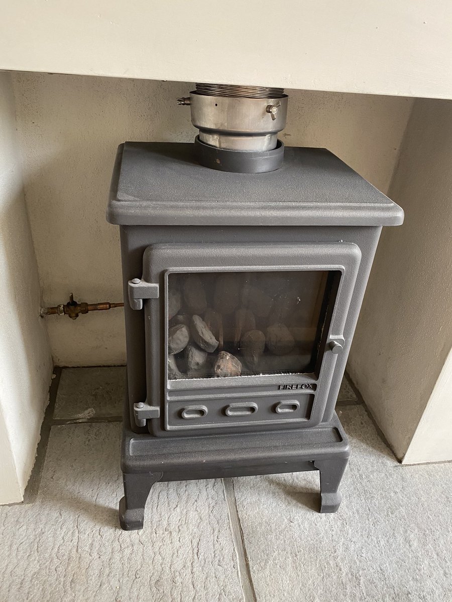 ben_exestoves's tweet photo. @GasSafeRegister  Another Dangerous Gas Fire taken out of action! https://t.co/UrTLqZfWxq
