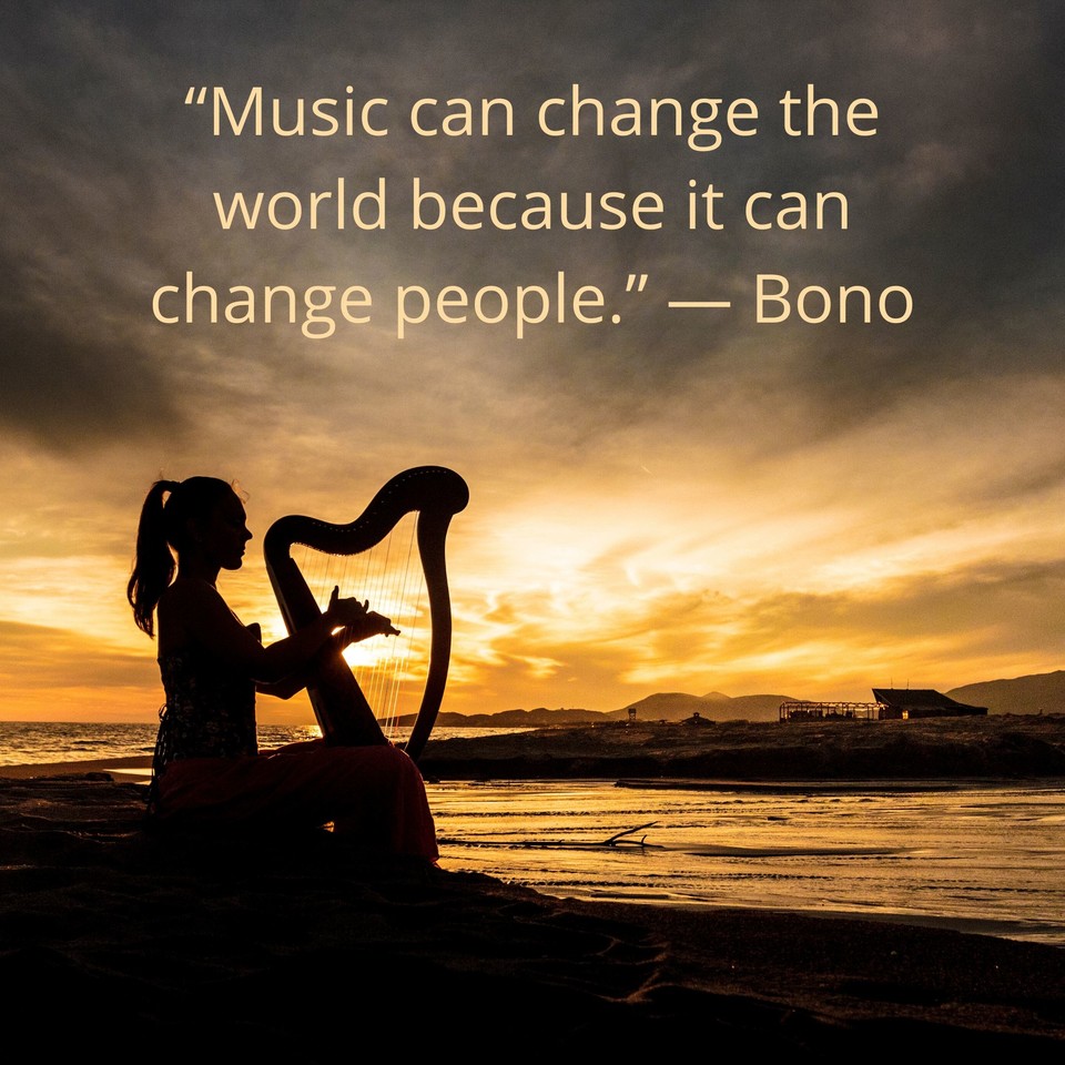 CymberLilyHarp's tweet photo. Comment ❤️ if you agree! “Music can change the world because it can change people.” ― Bono #quote #quoteoftheday #changes #views #musician #music #musicquote #musicians #harpist #harpplayer #harpstrings https://t.co/xcLoIJsehU