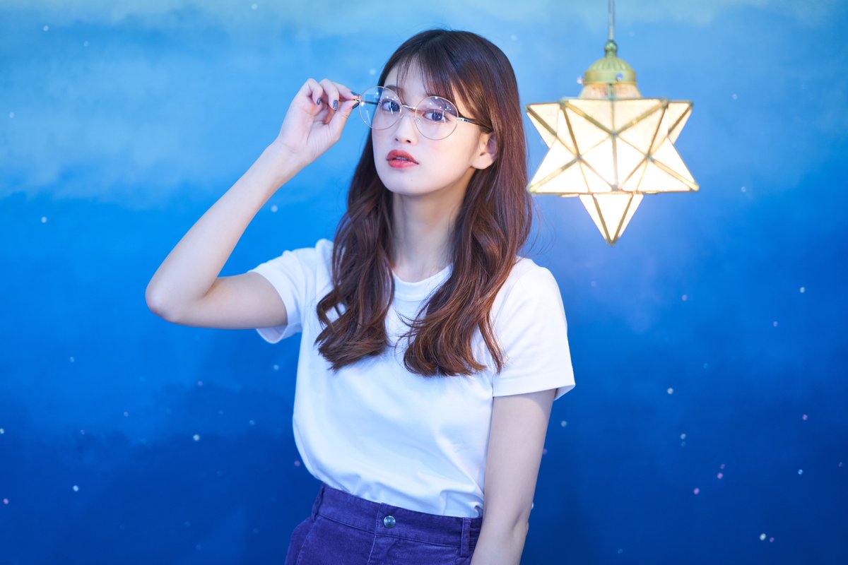 hnasu5709_hiro's tweet image. りんなちゃん🐣💕
@rinna_mizukawa 
#studioTWO 

#みりんコーデ #可愛い #美人 #オシャレ #ミニスカート #伊達メガネ