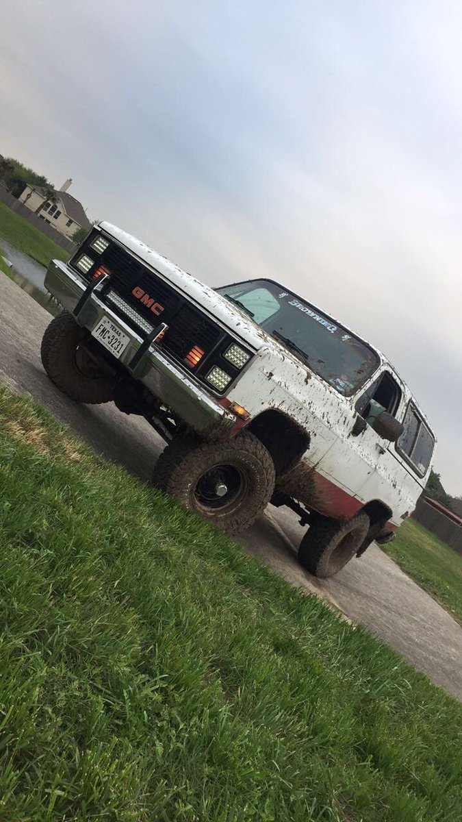 “Why you love your truck so much?”

Me: “cause it blows headgaskets not my friends” 🤷🏻‍♂️