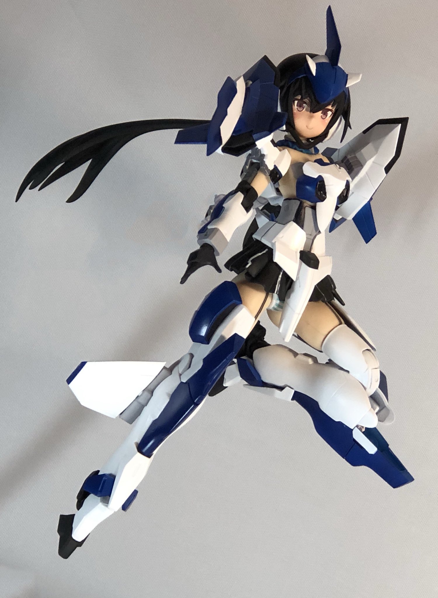 Uzivatel Cyberevoブキヤタミヤ京商万歳 Na Twitteru Faガール スティレットxf 3 ブルーインパルス風カラー 完成しました 旧スティレットのブルーインパルスカラーをxf 3ベースで再現してみました A I Sスティレットよりも色分けがちと大変でしたが 満足いく