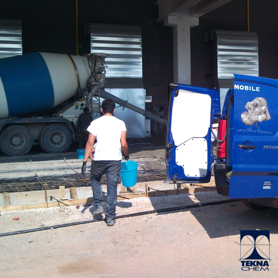 Teknachem's tweet photo. Cantiere posteso BTE BUSI, piattaforma ecologica di 2000 mq con sistema AeternumCal 😎

Per info e preventivi 0362 918311 o info@teknachemgroup.com https://t.co/HnRMwzj50e