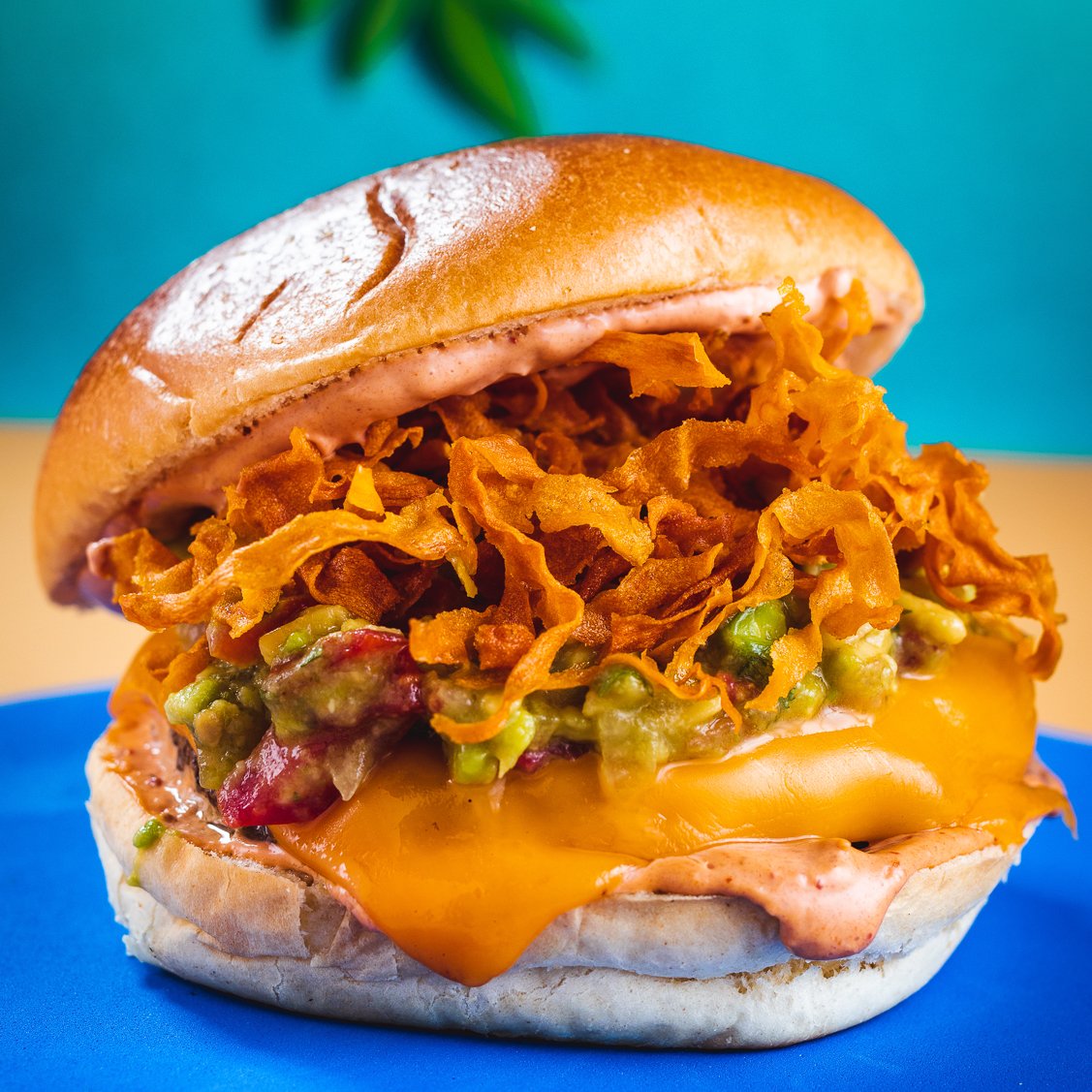 Ella es la BOMBA y tu cuando te la comes, también 🤤🤤🤤🍔🍔🍔.
.
.

#burger #burgerlover #anauco #anaucolovers #anaucoporn #soymuytop #estoyrellenodeamor #tanbuenaporfueracomopordentro #elcariñosenota