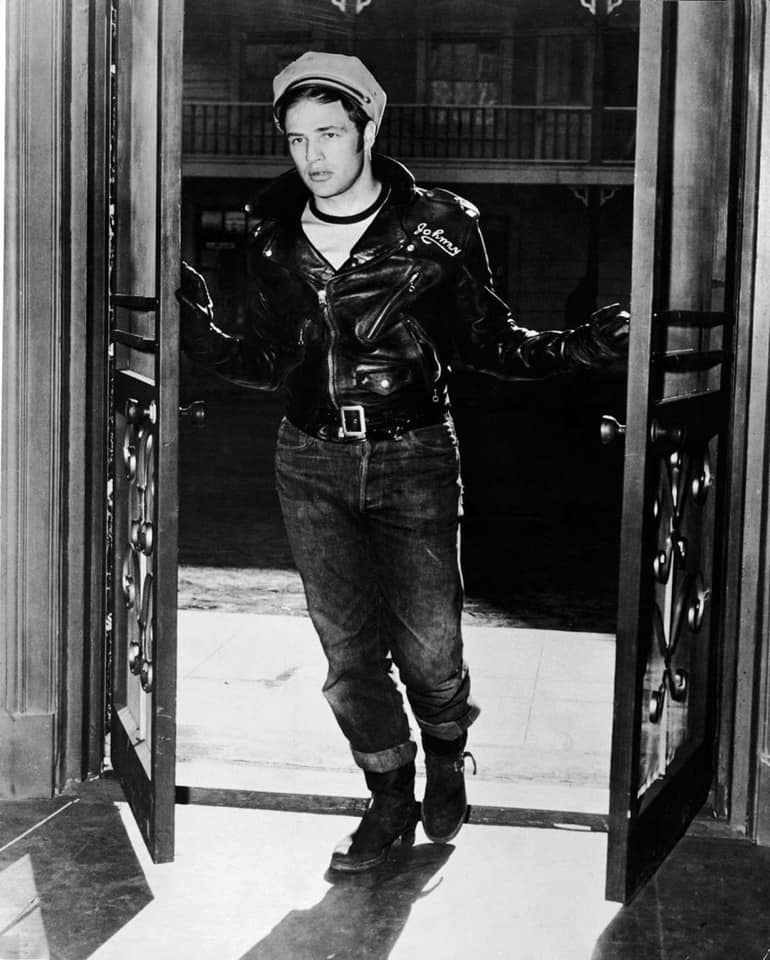 For the “leather jacket lovers”: luscious young Marlon Brando in 1953 juvenile delinquent / motorcycle gang film The Wild One. #MarlonBrando #WildOne #bikercap #engineerboots #Levis #homoeroticbiker #LeatherJacketLover #beefcake #BlackRebelMotorcycleClub #homoerotic #hunk #retro