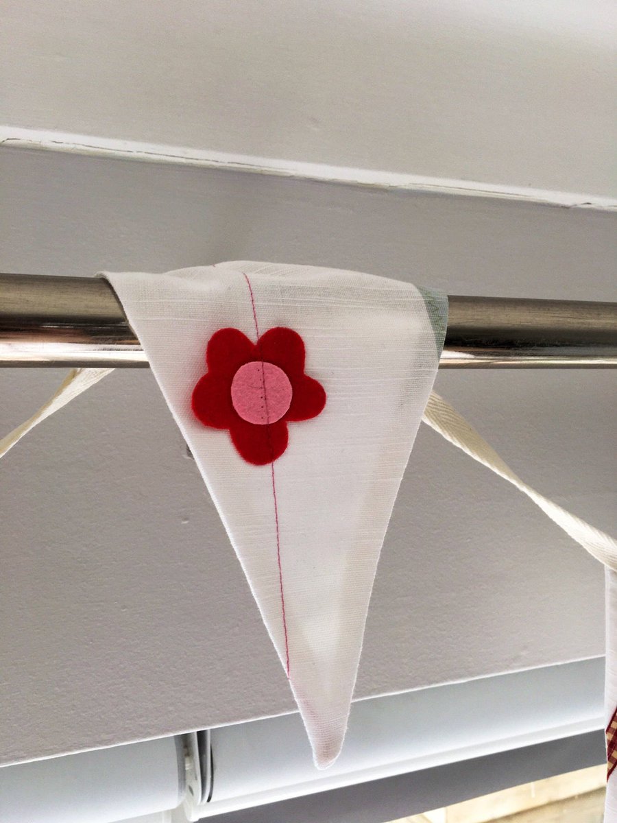 PrettyWittyNatt's tweet photo. Who else thinks bunting makes everything look so jolly?! I've got 8m that we string around our ⛺️tent and it looks so summery and happy😁 This green and red bunting is back in stock in my #etsystore https://t.co/zcKhCGSWPf #etsyseller #bunting #BuyNow https://t.co/I2OqRdcMnd