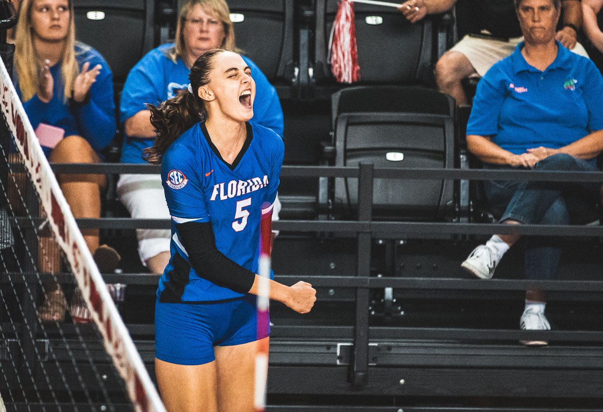 T O N I G H T 👊

🐊: <a href="/GatorMary/">Mary Wise</a> &amp; <a href="/Rachael5Kramer/">Rachael Kramer</a>
⏰: 5pm
🔗: instagram.com/gatorsvb/?hl=en

#GoGators