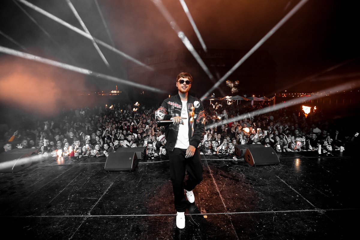 ZalgirioArena's tweet photo. Unforgettable moment from OG version performance in #Pakrante! 🔥 https://t.co/4yzED5ZJNe