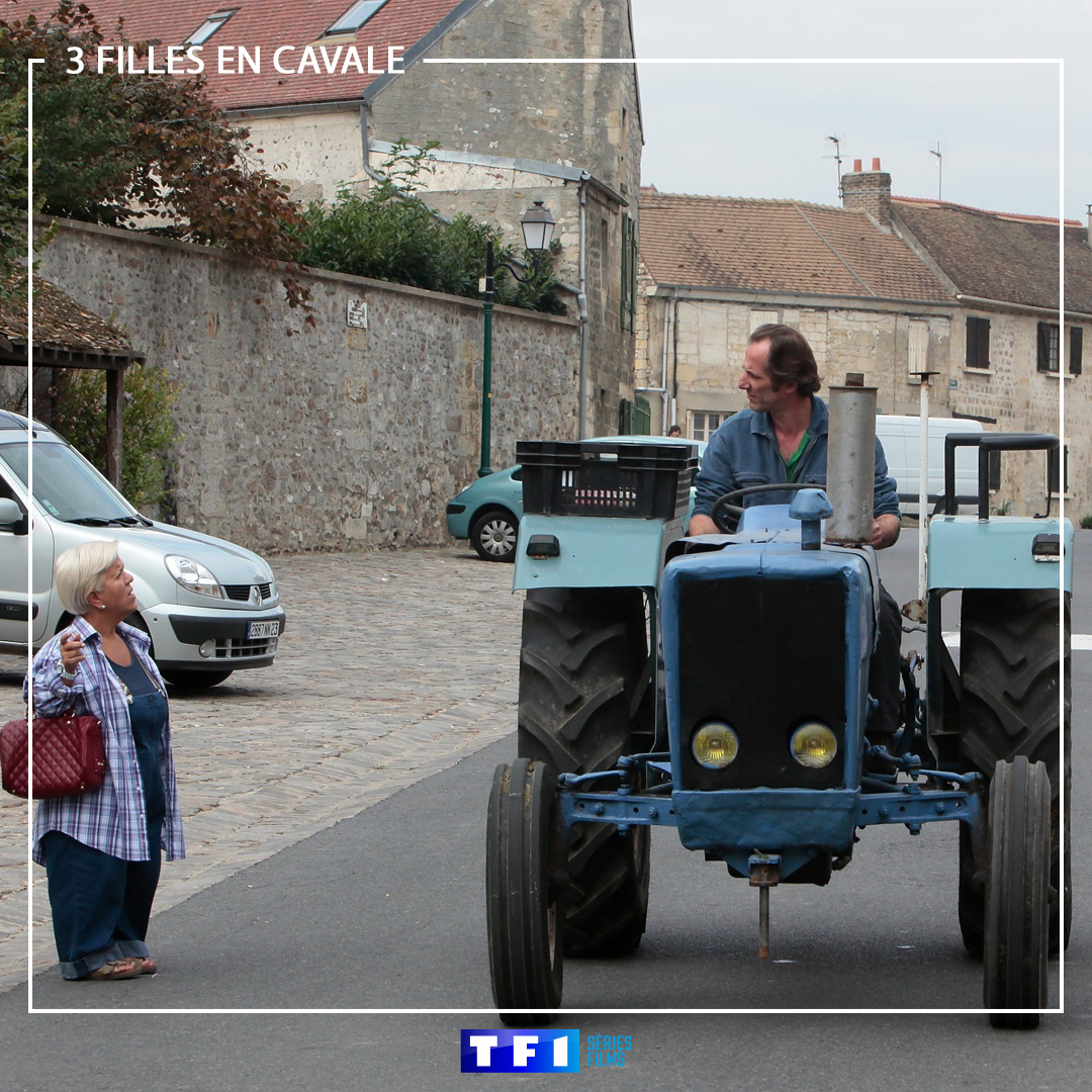 TF1SeriesFilms's tweet photo. Une avocate, son assistante et une dentiste sont malgré elles témoins de l'exécution d'un homme en plein Paris 😱

👉 #3FillesEnCavale ce soir à 21h sur #TF1SériesFilms ! https://t.co/kijMZLHIAo