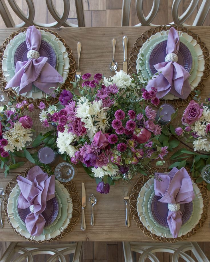 Luscious Lilac table centres…

#Tablecentres #Tablerunners #Flowerlovers #WeddingDecor #underthefloralspell #WeddingFlowers #Weddingplanning #WeddingInspiration #Amafloria 

Source:  buff.ly/3egW1dw
