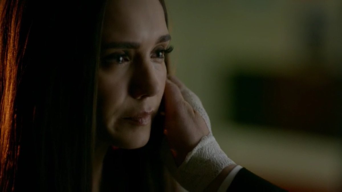 Ros Volevo Che Quel Damon Vivesse Che Tu Avessi L Opportunita Di Conoscerlo E Migliore Di Me E L Uomo Giusto E Stato Bello Vederti Un Ultima Volta Thevampirediaries T Co 4npl3zddzk