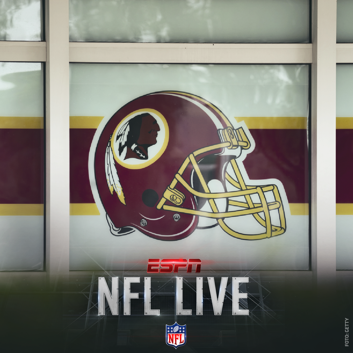 NFLLive_esp's tweet photo. 🚨 ¡OFICIAL! 🚨 

Los @Redskins anuncian que cambiarán su nombre y logo, aún continúan en busca de una nueva imagen. 

#NFLxESPN 

https://t.co/EhpOG9vTVN https://t.co/LnPN01vBor