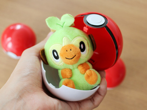ポケモンメモ モンスターボールに入った小さくて可愛いポケモンぬいぐるみが発売予定 ウールー ピカチュウ マホイップ ワンパチ サルノリ ヒバニー メッソン ユキハミ エレズン ガラルポニータが登場 ポケモン T Co Ohwo4mg2ta ポケモンメモ モンスターボールに入った小さくて可愛いポケモンぬいぐるみが発売予定 ウールー ピカチュウ マホイップ ワンパチ サルノリ ヒバニー メッソン ユキハミ エレズン ガラルポニータが登場 ポケモン T Co Ohwo4mg2ta